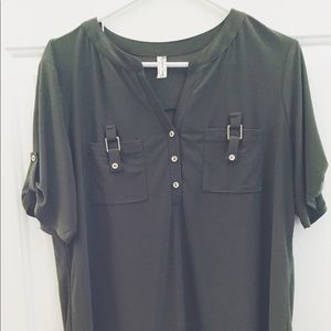 Olive green XL mid sleeve top
